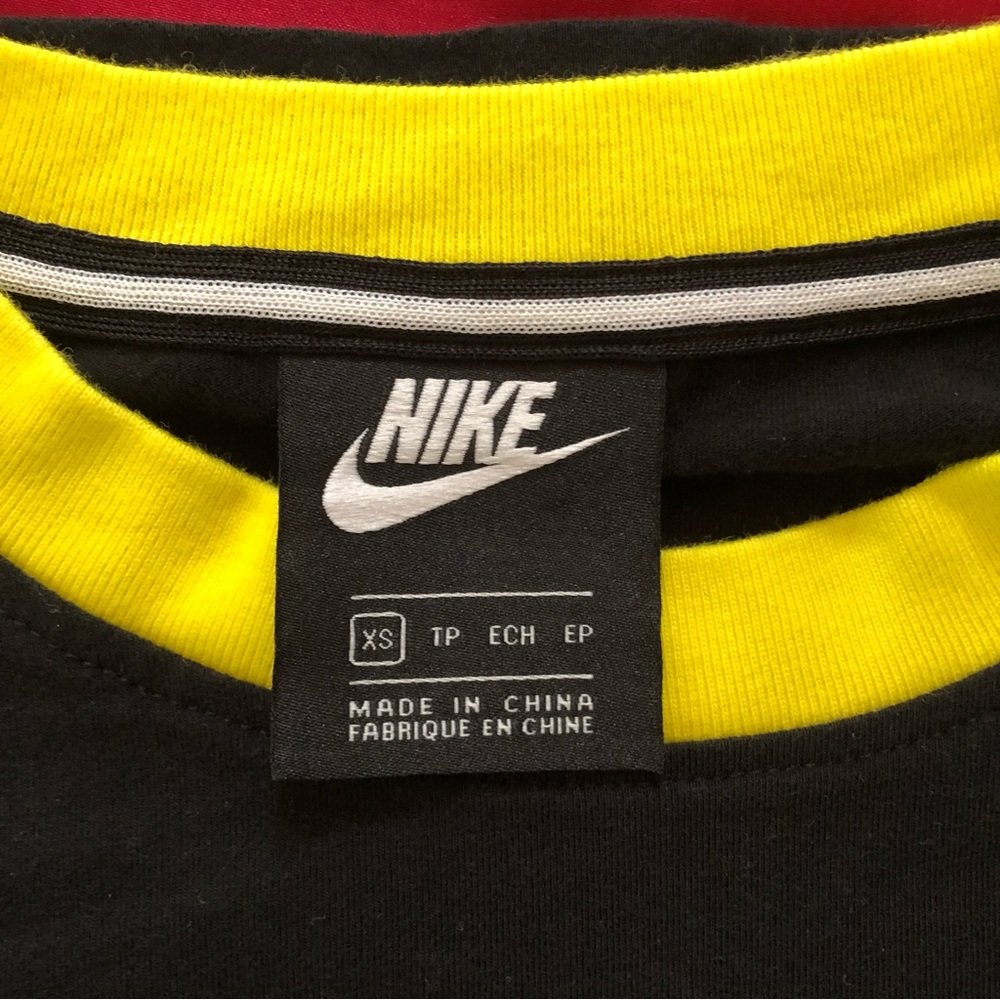 Nike Casual/T-Shirt Black Short Sleeve Dress With Crew Neck & Yellow Piping - Picture 7 of 8
